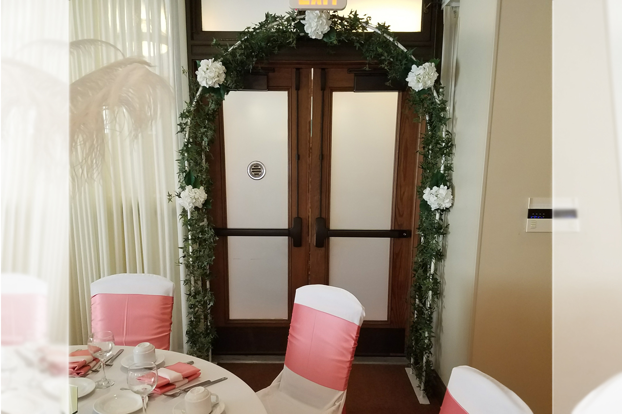 White Wrought Iron Arch W Ivy Hydrangea